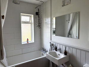 Photo 30- click for photo gallery